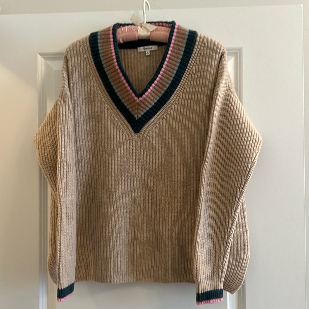 Madewell cozy oversized v neck sweater Meduim